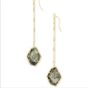 Kendra Scott drop earrings